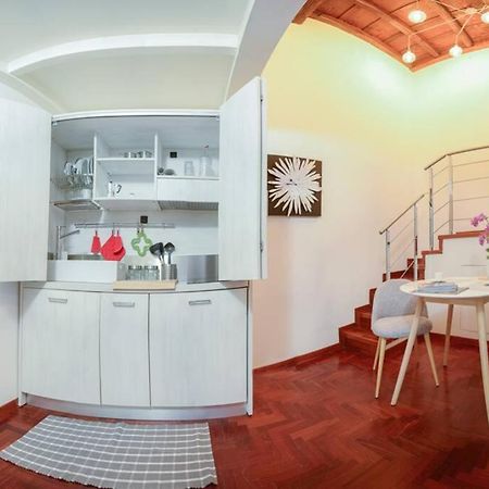 Chiara'S Place At Pantheon - Your Apt In Рим Екстер'єр фото