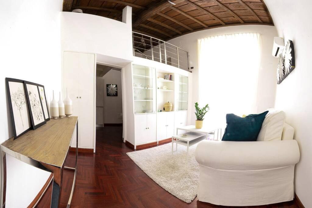 Chiara'S Place At Pantheon - Your Apt In Рим Екстер'єр фото
