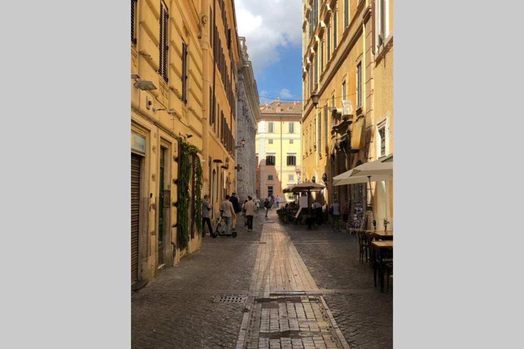 Chiara'S Place At Pantheon - Your Apt In Рим Екстер'єр фото